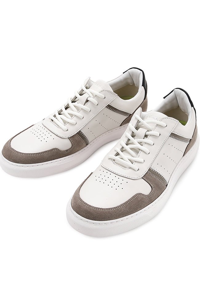 Savino Oscar In White