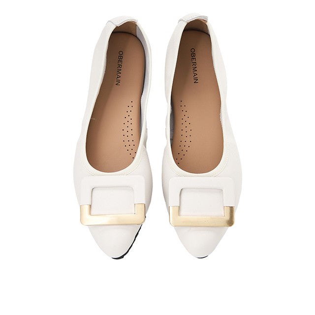 Goldie Ivonne In White