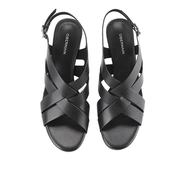 Poppy Clarine In Black