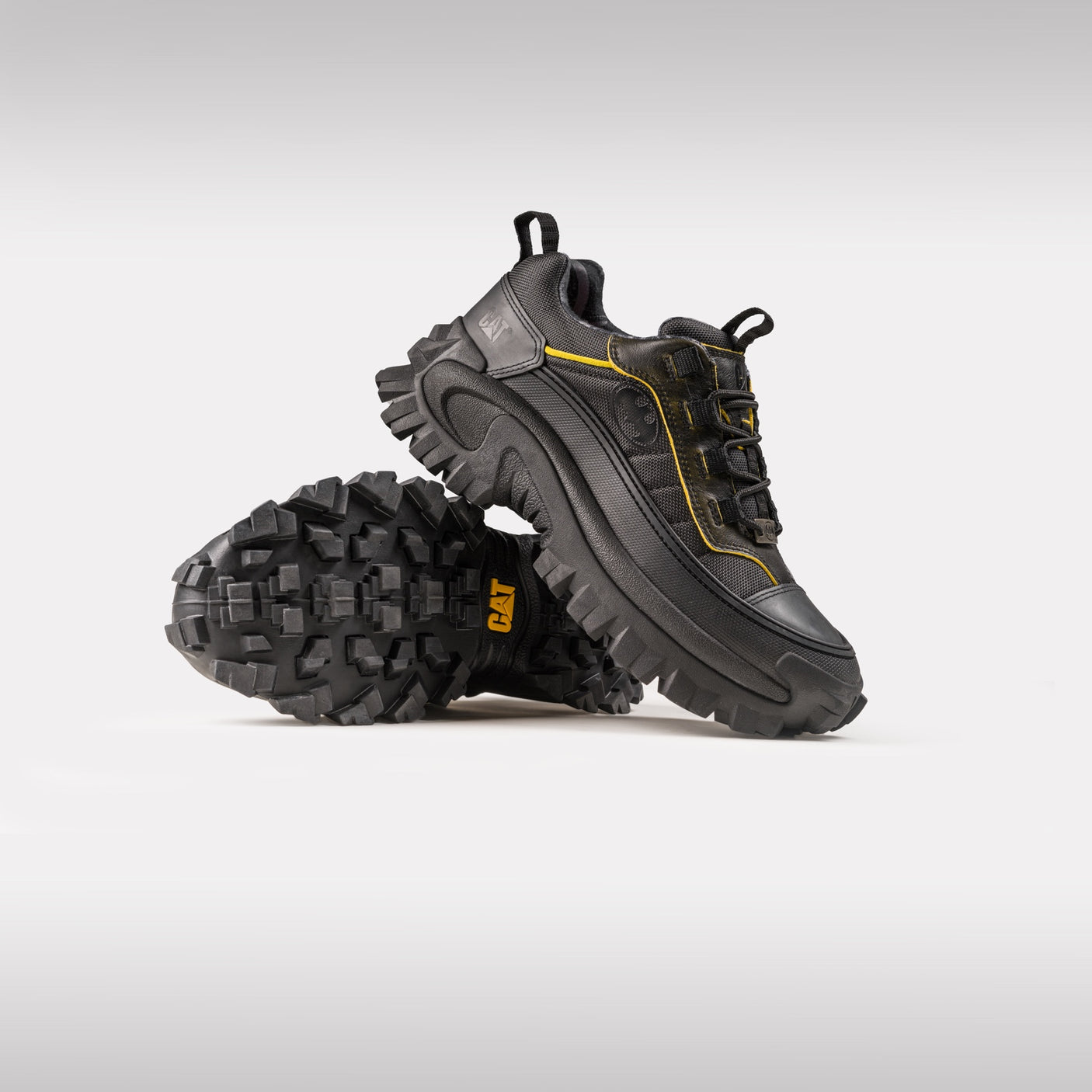 Caterpillar Sepatu Pria Sneakers Intruder Batman In Black