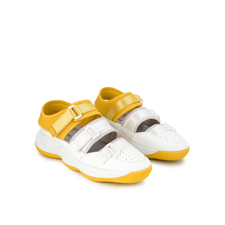 Ashley In White/Yellow