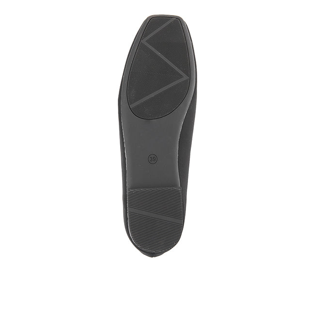 Playboy Wanita Flats Cornelia