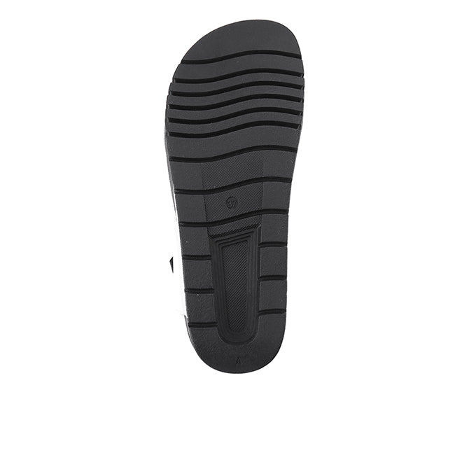 Athea In Black/White