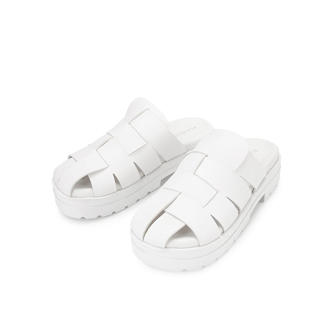 Playboy Sandal Wanita Slip On Nayra In White