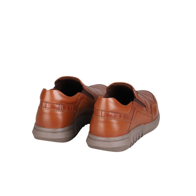 Playboy Sepatu Pria Formal Zanggar Slip On In Tan