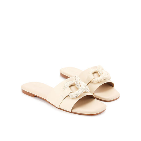 Narda Berlinda In Beige