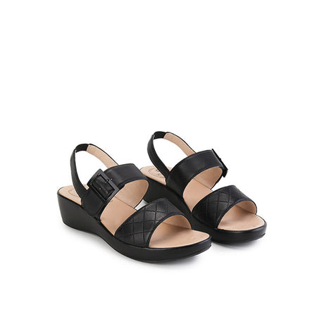 Margi Gabrina  In Black