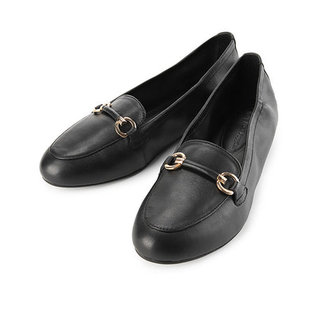 Mathea Jansen In Black