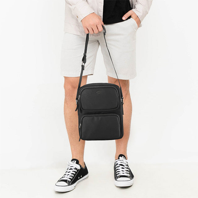 Astro Sling Bag In Black