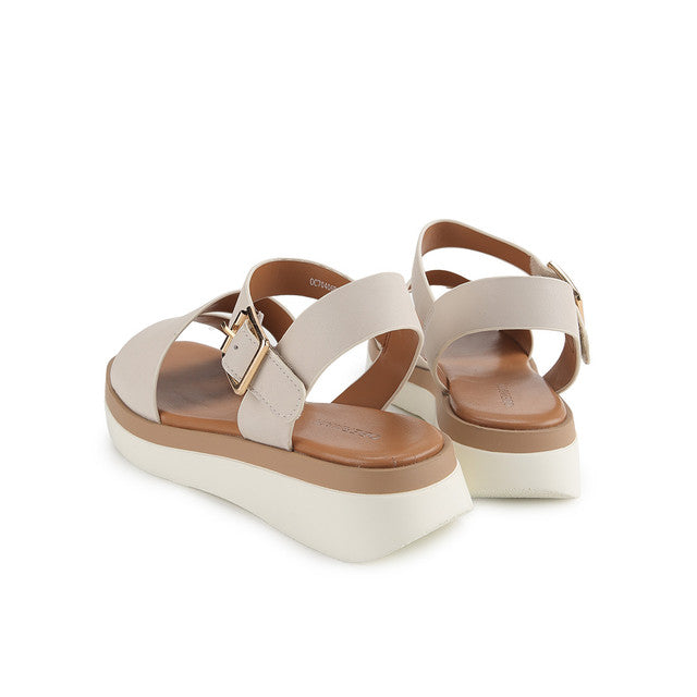 Marie Dovas In Beige