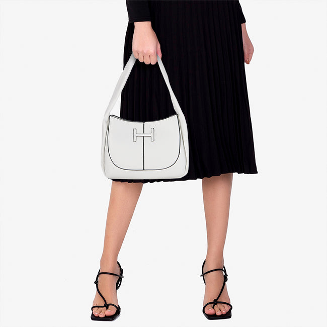 Saylor Hobo M In White