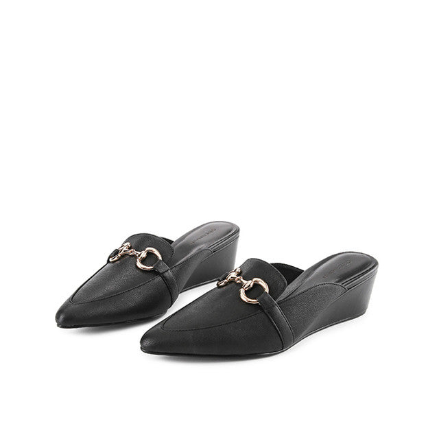 Beverly Hazel In Black