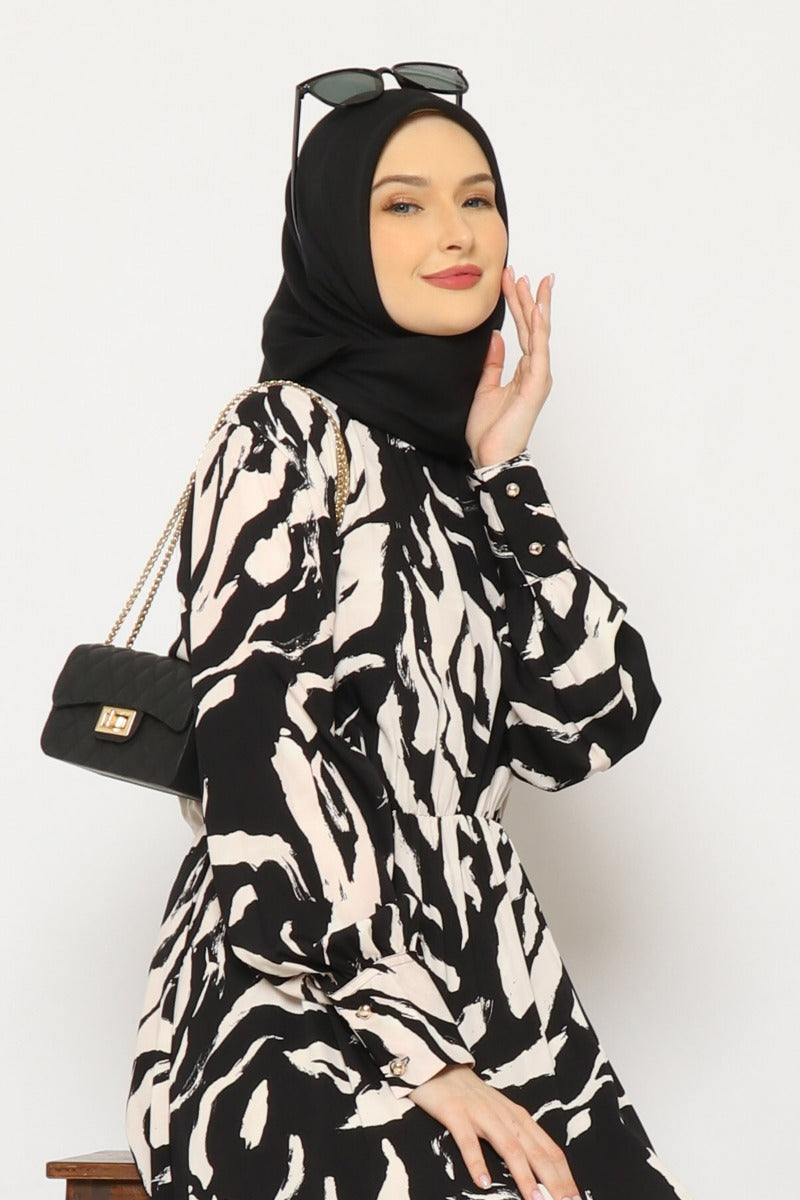 Kara Dress Black and White