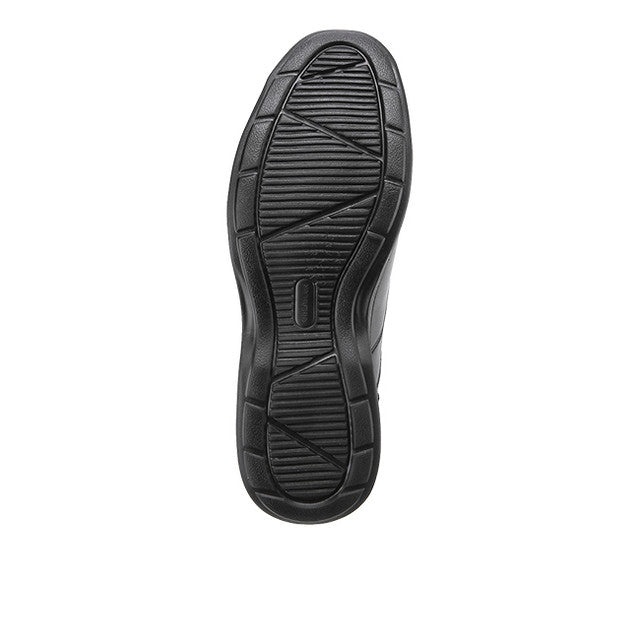 Brodey Elldin In Black