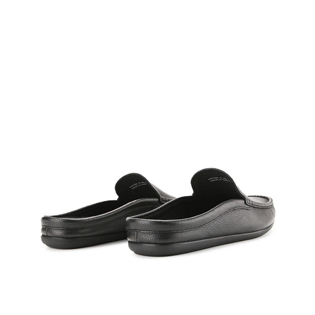 Gelen Harris In Black