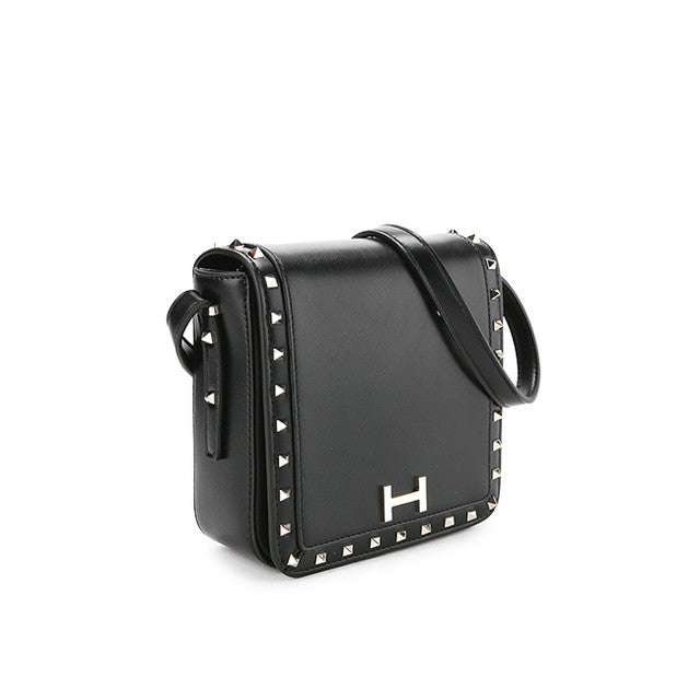 Leonie Sling M In Black