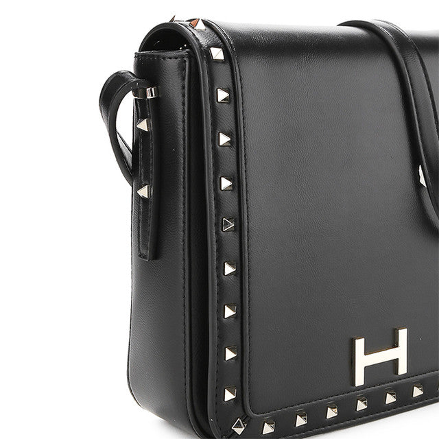 Leonie Sling L In Black