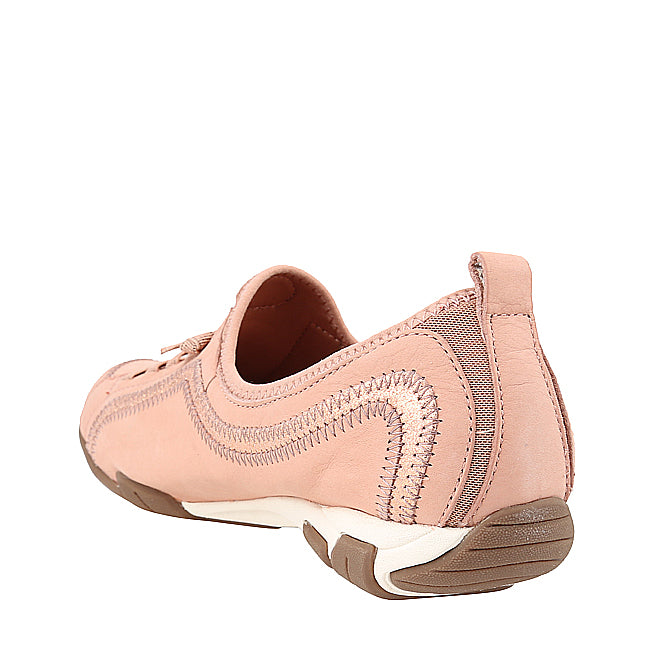 Hush Puppies Sepatu Round Toe Wanita Ladies Casual - Qualify In Pale Peach Nubuck