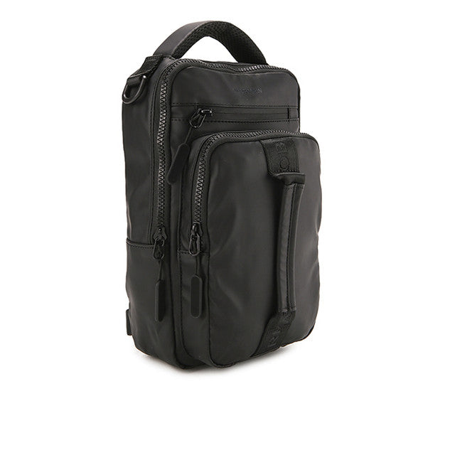 Obermain Tas Pria James 1 Chest Bag In Black