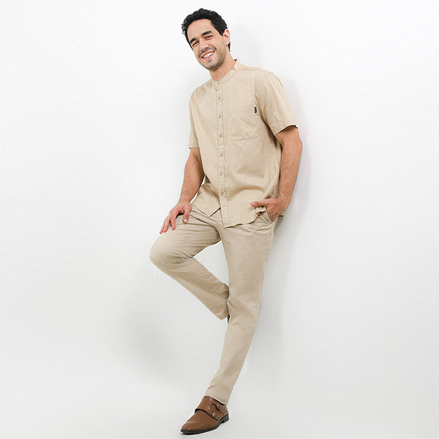 Hush Puppies Pakaian Pria Shirt Macadamia In Khaki