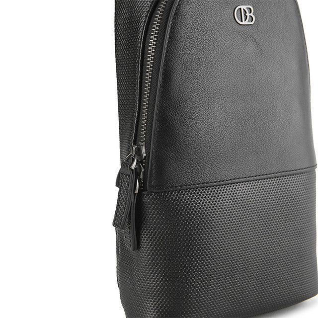 Alfie Chest Bag - L  In Black