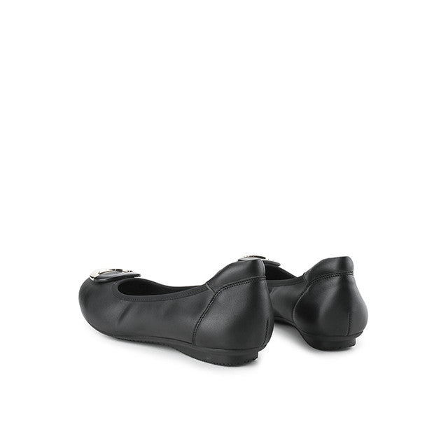 Gracie Leiva In Black