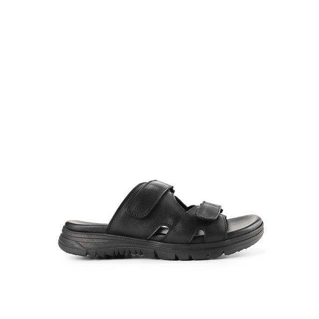 Guilbert Jowell In Black