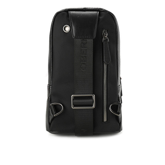 Merrick Chest Bag - L In Black