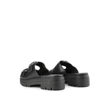 Maris Ally In Black