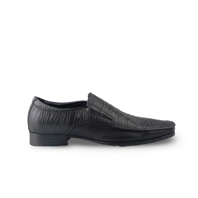 Playboy Shoes Pria Zechon Slip On