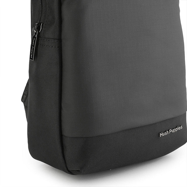 Hush Puppies Bags Pria Louis Chest Bag In Black
