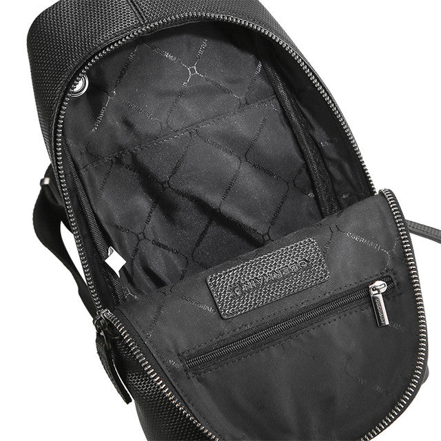 Alfie Chest Bag - L  In Black