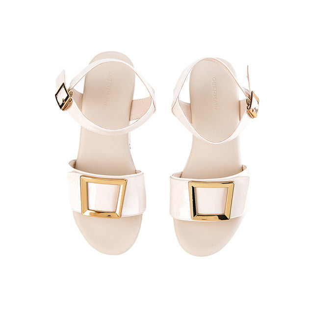 Nika Dovin In Cream