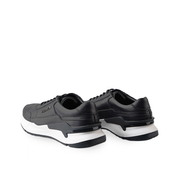 Playboy Shoes Pria Sneakers Wardger