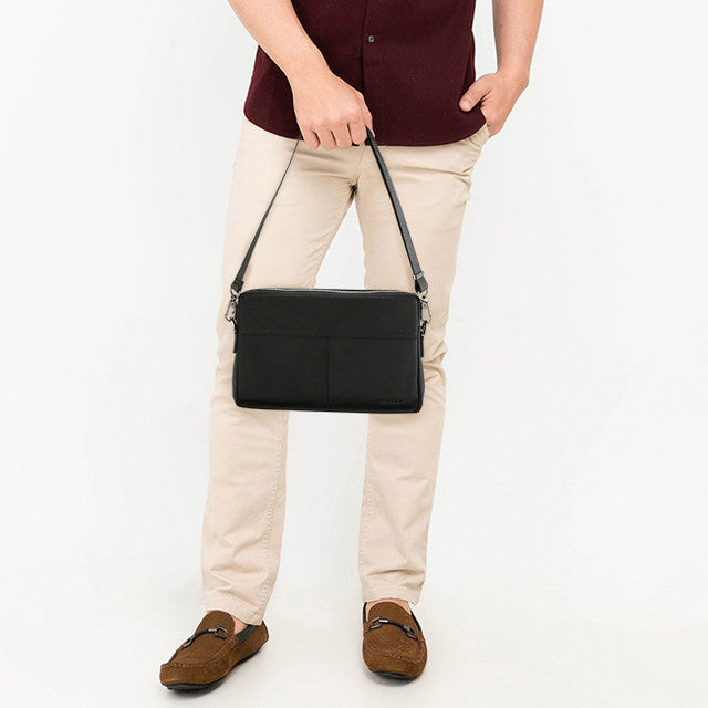 Obermain Bags Pria Braden Clutch In Black