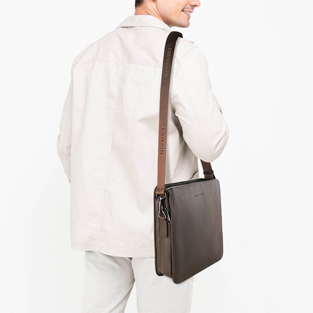 Max Sling Bag - L In Brown