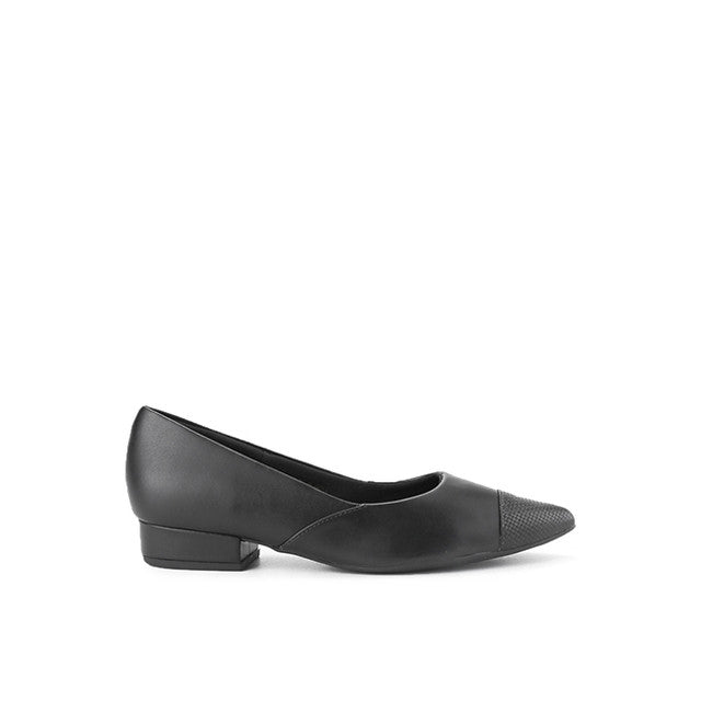 Bennie Gilma In Black