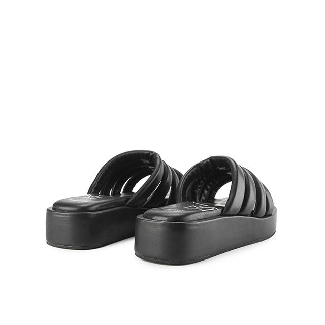 Playboy Sandal Wanita Others Snow In Black