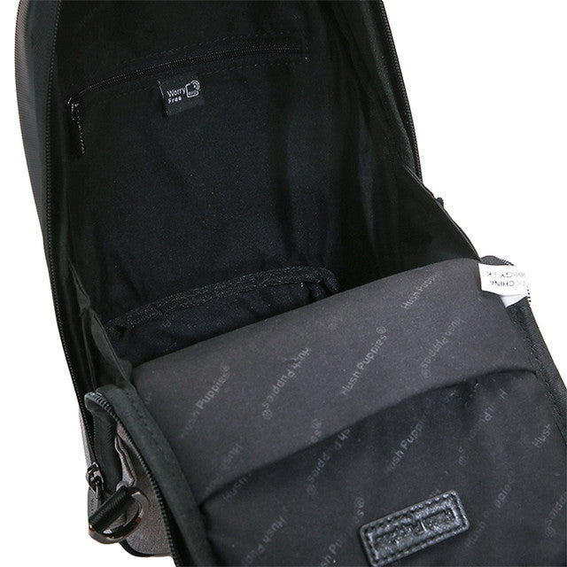 Hush Puppies Tas Pria Melvin Chest Bag In Grey