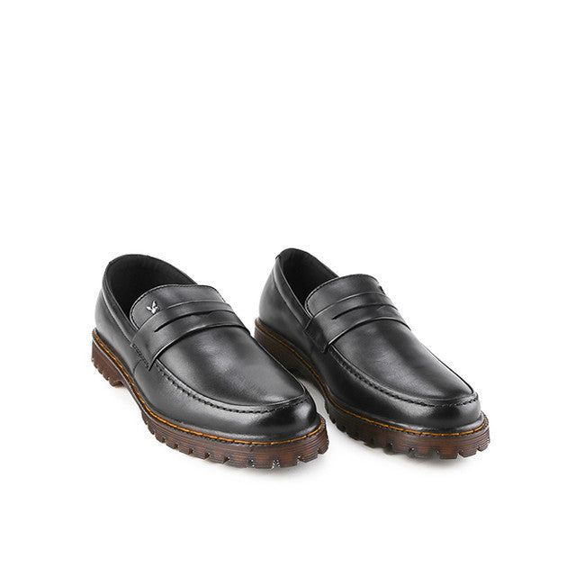 London - Loafer In Black