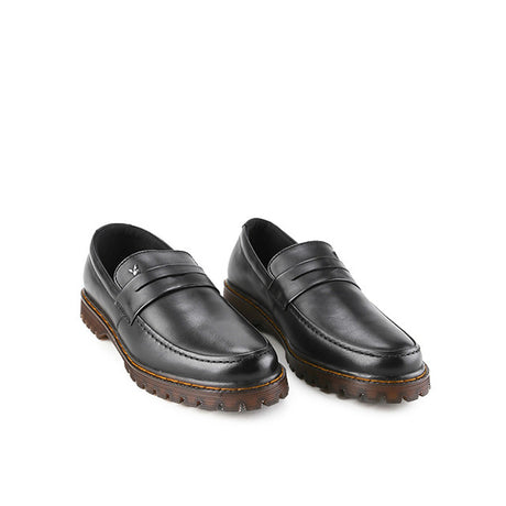 London - Loafer In Black