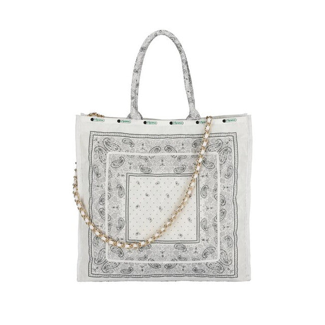 Lg Chain Quilt Tote In Bandana White