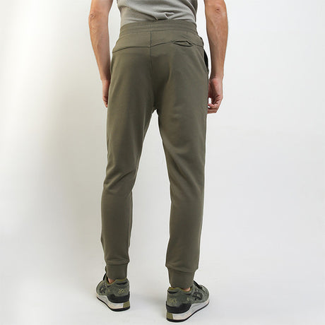 Rum 3 In Olive