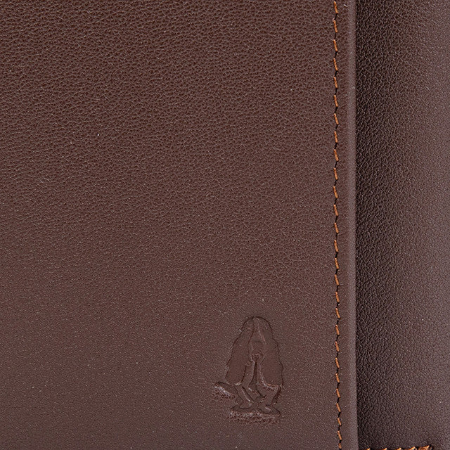 Hush Puppies Aksesoris Pria Wallet Ozzy Tri-Fold Wlt In Chocolate