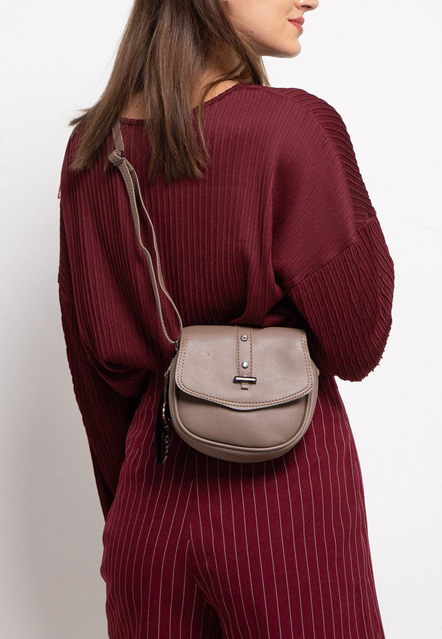 Kingship Sling Bag Vienna In Mocha