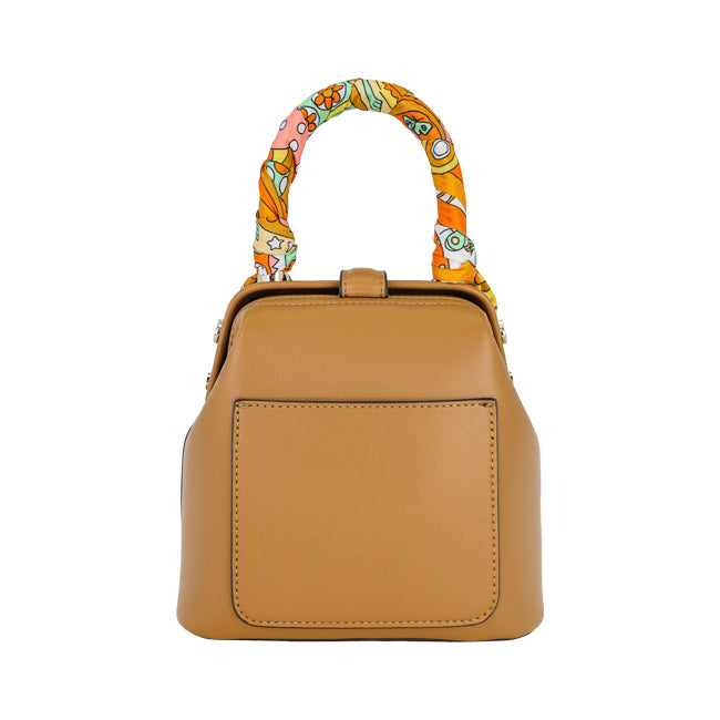 Dion Top Handle M In Tan