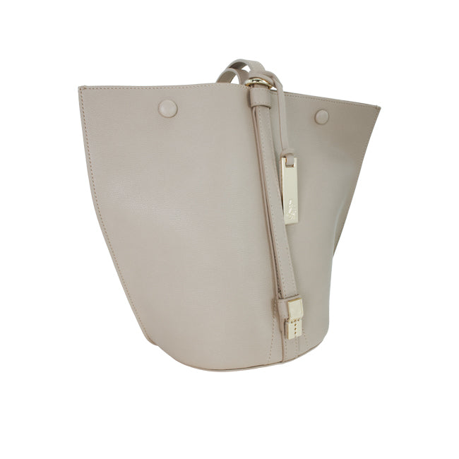 Delica Hobo 8 Ways In Sand