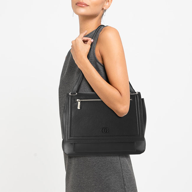 Briley Shoulder Bag In Black