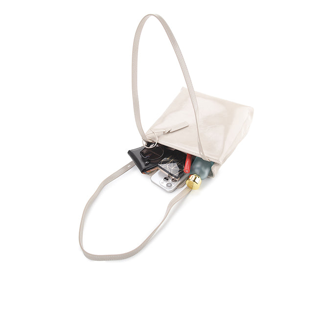 Obermain Women Ferin Shoulder Bag