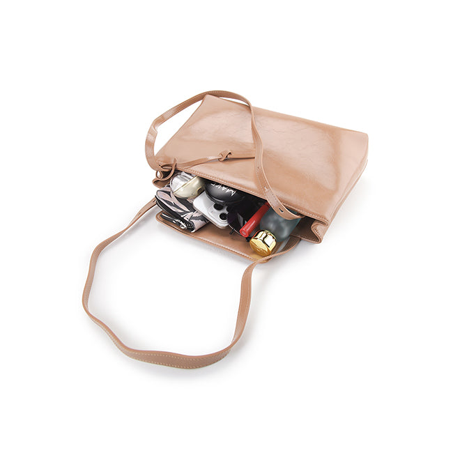 Obermain Women Ferin Tote Bag
